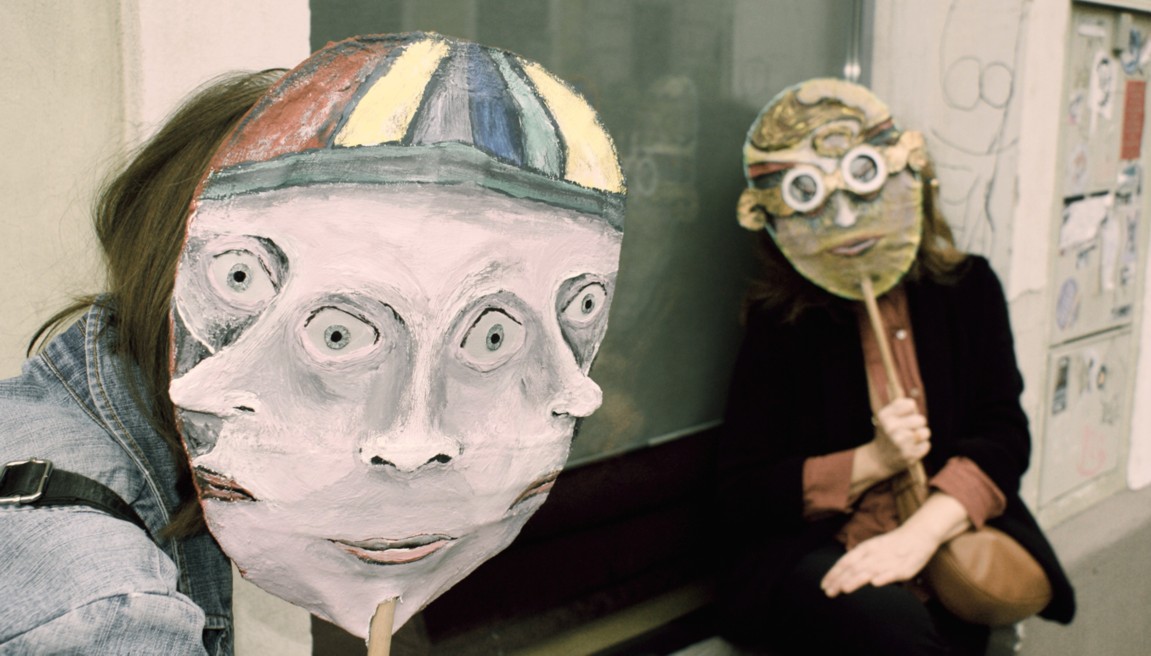 Maskenaktion im Projekt Chrononima